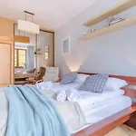 Rent Like Home - Koszykowa 3